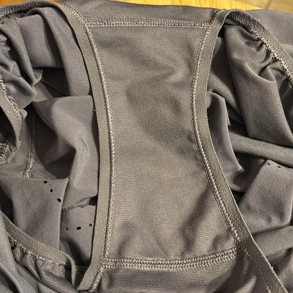 LULULEMON SMOOTH STRIDE SHORTS - Picture 4 of 4